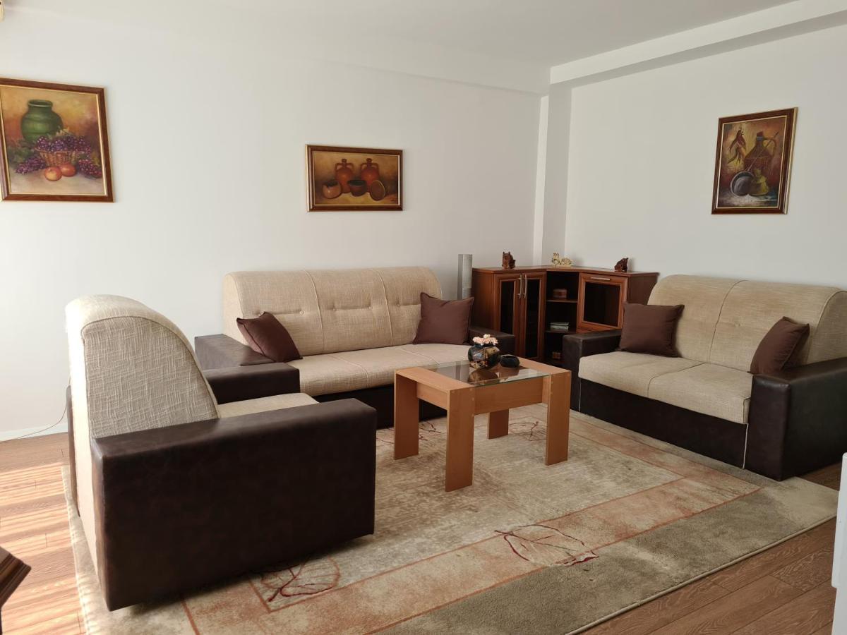 Ivana'S Apartment Bitola Buitenkant foto